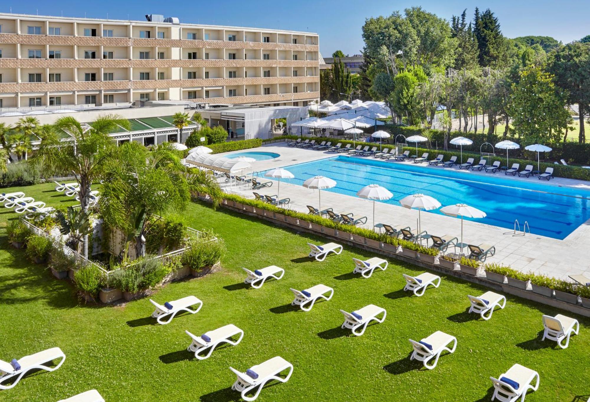 Crowne Plaza St. Peter's By Ihg Hotel